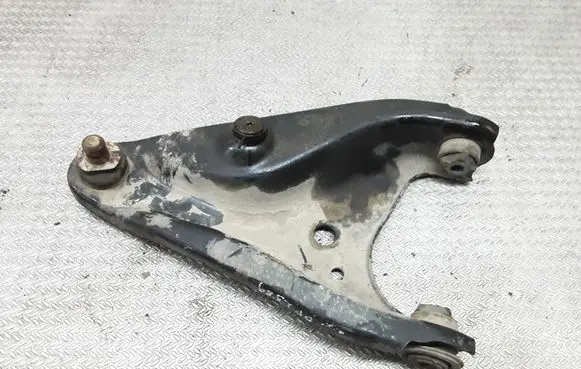 Renault Sandero I Front lower control arm/wishbone
