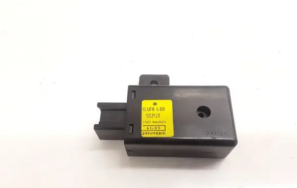 Chevrolet Captiva Alarm control unit/module 96628221