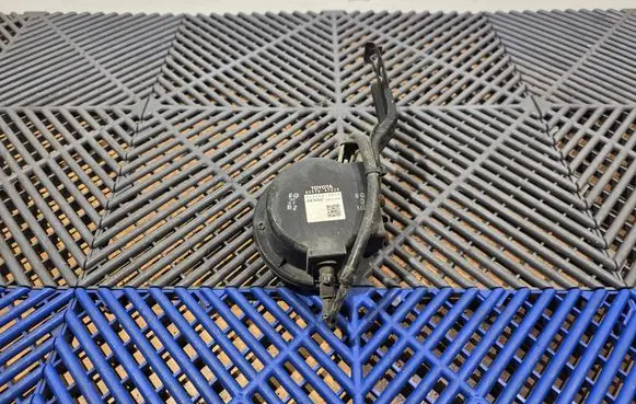 Toyota Prius (XW30) Alarm system siren 8657047020 0689004910 689004910