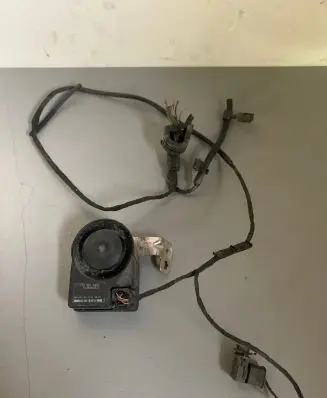 Audi A6 Allroad C6 Alarm system siren 1K0951605C F005V00327