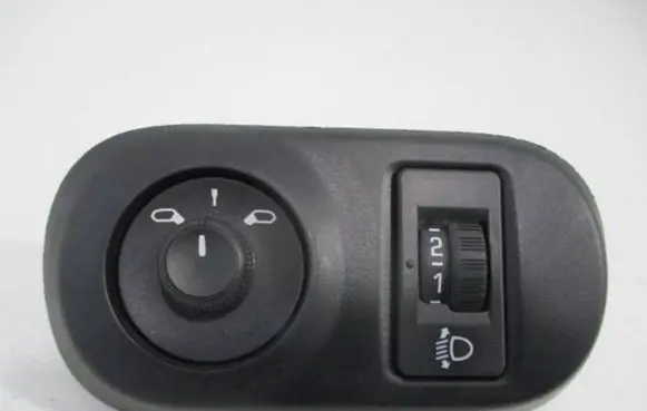 Citroen C4 Cactus Wing mirror switch 96673722ZD 20150801