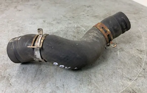Toyota RAV 4 (XA30) Engine coolant pipe/hose