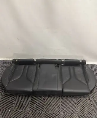 Skoda Enyaq iV Rear seat 