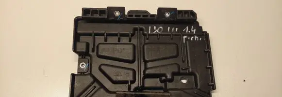 Hyundai i30 Battery box tray 37150-G3000