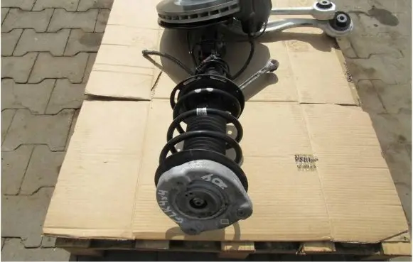 Mercedes-Benz GLK (X204) Front wheel hub spindle knuckle
