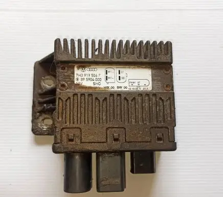 Volkswagen Transporter - Caravelle T5 Coolant fan relay 7H0919506F 895904000