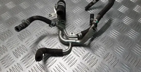 Toyota Land Cruiser (J150) Engine coolant pipe/hose