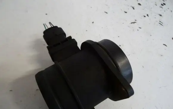 Fiat 500 Mass air flow meter 55206757