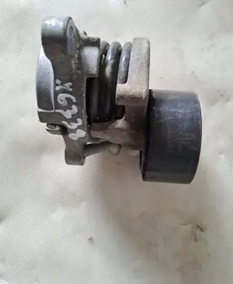 Mercedes-Benz C W205 Timing belt tensioner A6512002470