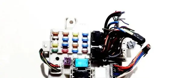 Mazda 6 Fuse box set 503f24