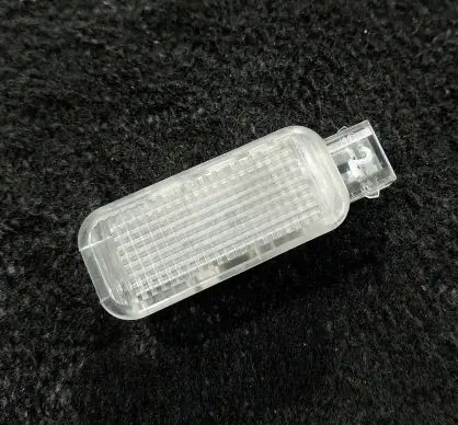 Audi A6 S6 C5 4B Front door interior light 4P0947411