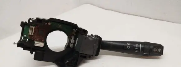 Volvo XC70 Wiper control stalk 30710947