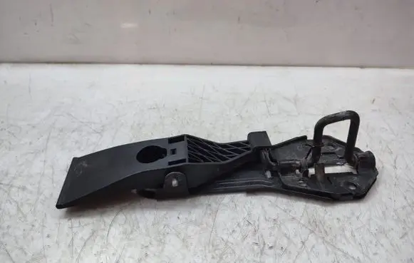 Audi A6 Allroad C7 Engine bonnet/hood lock/latch loop/hook 4G0823480
