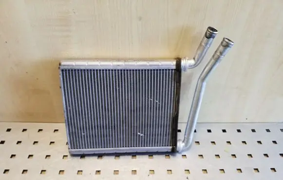 Toyota Avensis T270 Heater blower radiator