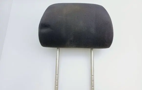 Volkswagen PASSAT B5 Front seat headrest 