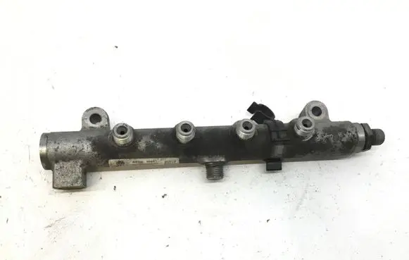 Audi A8 S8 D4 4H Fuel main line pipe 057130090AC