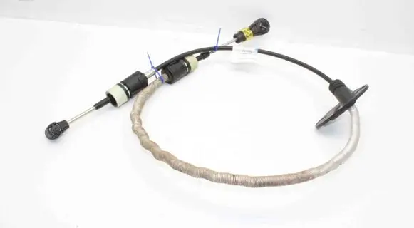 Volvo V40 Gear shift cable linkage