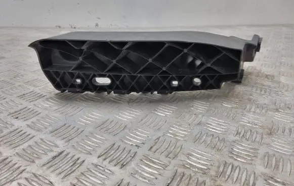 Dodge Durango Front bumper mounting bracket