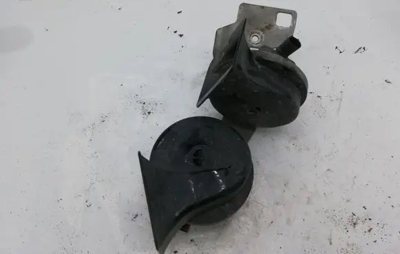 BMW 5 E60 E61 Horn signal E20092018