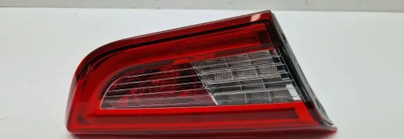 Maserati Ghibli Tailgate rear/tail lights 06700046820 03553000