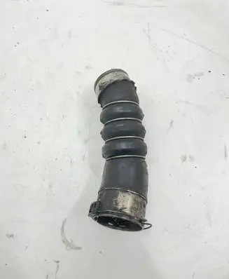 BMW 1 E81 E87 Intercooler hose/pipe 7797480