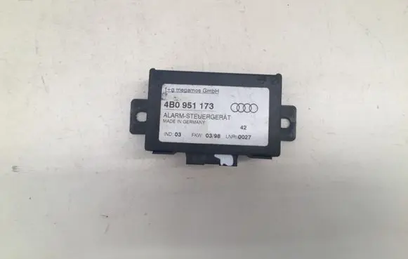 Audi A6 S6 C5 4B Alarm control unit/module 4B0951173