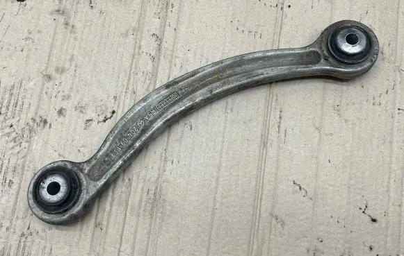 Mercedes-Benz C W204 Rear upper control arm/wishbone 20409F12