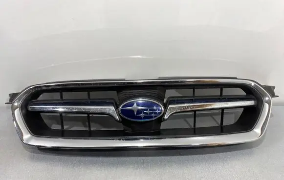 Subaru Legacy Front bumper upper radiator grill