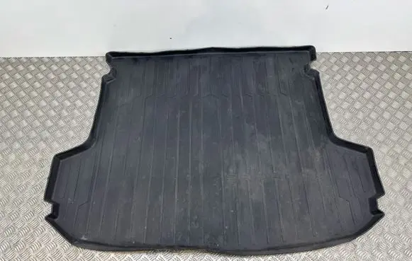KIA Sorento IV Rubber trunk/boot mat liner 