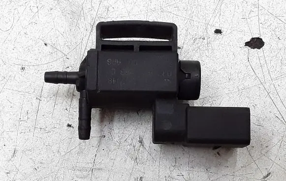 Volkswagen PASSAT B6 Turbo solenoid valve