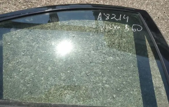 Volvo S60 Rear door window glass