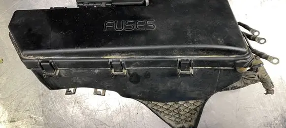 Volvo S80 Fuse box set 9494210