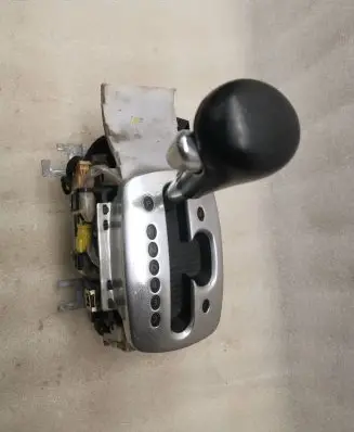Audi A8 S8 D2 4D Gear shifter/selector 4D0713041