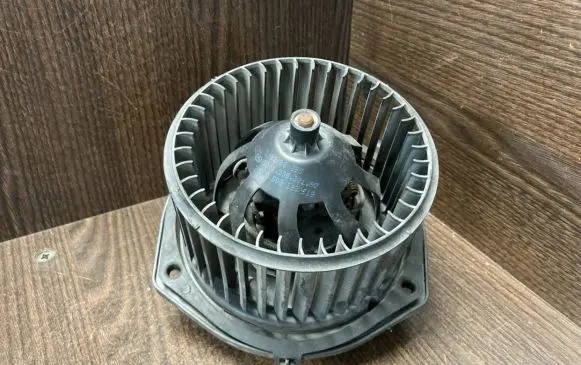 Iveco Daily 3rd gen Heater fan/blower 5706302000