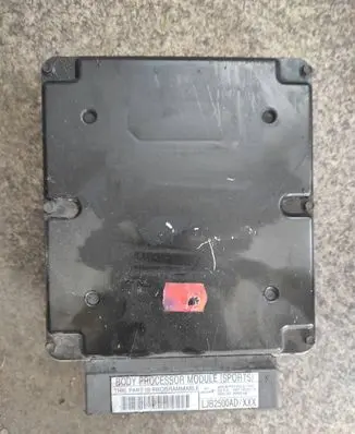 Jaguar XK8 - XKR Central body control module LJB2500AD