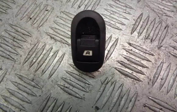Citroen C3 Pluriel Quarter vent window switch 96401469XT