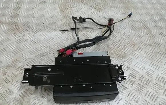 Renault Espace - Grand espace IV Radio/CD/DVD/GPS head unit 8200205833