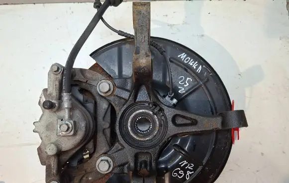 Opel Mokka Front wheel hub spindle knuckle S27647698
