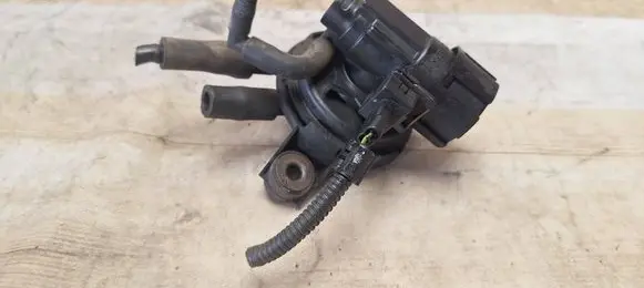 Ford Galaxy Turbo solenoid valve 95BB9C915BB
