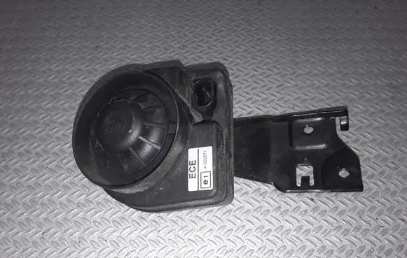 BMW 3 E46 Alarm system siren 8377290