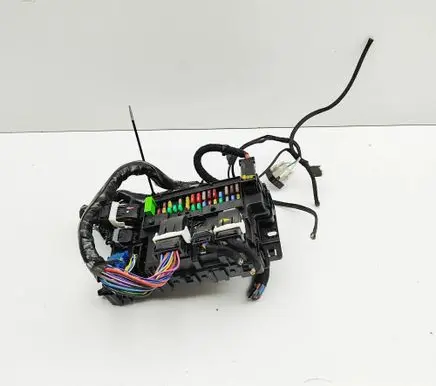 Ford Ranger Fuse module JU5T15604DEM A2C763533100000