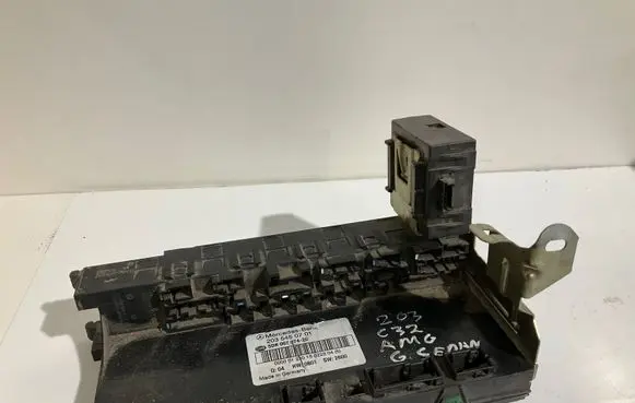 Mercedes-Benz C W203 Comfort/convenience module 2035450701 5DK00797420