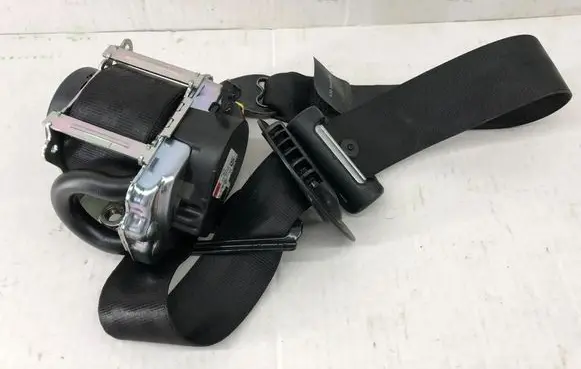 Jaguar F-Pace Front seatbelt 635894000B