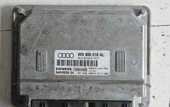 Audi A4 S4 B7 8E 8H Engine control unit/module 8E0906018AL 5WP4025804 S34A0010