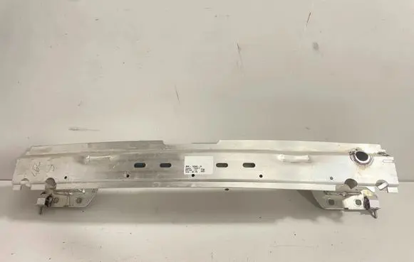 BMW X7 G07 Rear bumper cross member 7425444