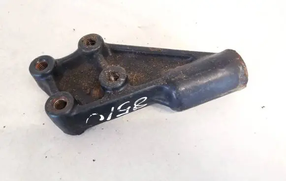 Iveco Daily 30.8 - 9 Engine mounting bracket