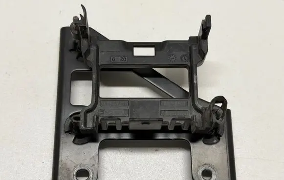 Audi A3 S3 8V Distronic sensor bracket 5Q0907461 1271321010