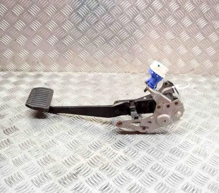 Tesla Model S Brake pedal 105065900E