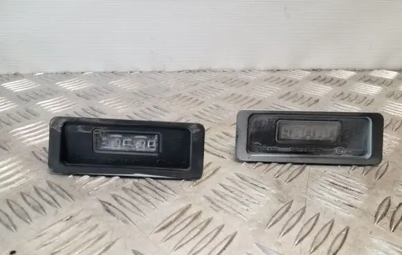 Volvo V40 Number plate light 31352526