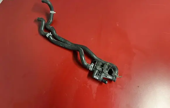 BMW 6 F06 Gran coupe Coolant heater control valve 9119164 64119119164 9119168